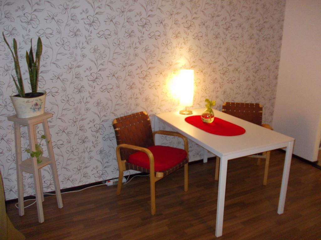 Warkhaus Apartments Varkaus Quarto foto